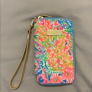 Lilly Pulitzer Phone Case Wallet in Casa Marina